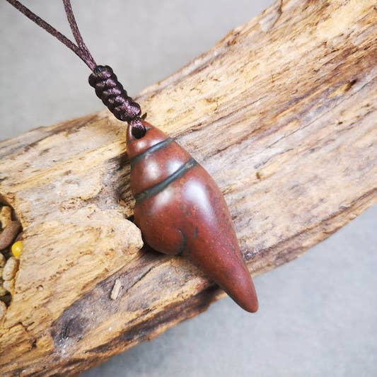 Acient Shankha Divine Conch Badge,Tibetan Buddhist Protective Amulet Pendant,Mad - Tibetan Buddhist amulet, front view