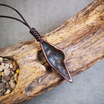 Acient Shankha Divine Conch Badge,Tibetan Buddhist Protective Amulet Pendant,Mad - Tibetan Buddhist amulet, close-up detail