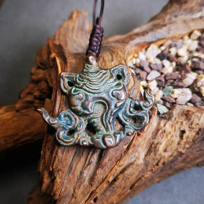 Acient Shankha Divine Conch Badge,Tibetan Buddhist Protective Amulet Pendant,Mad - Tibetan Buddhist amulet, close-up detail