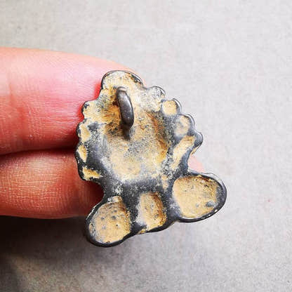 Buddhist Amulet Badge,Triratna,Mani Jewel/Wish-Fulfilling Cintamani,Nandipada Pe - Tibetan Buddhist amulet, size reference
