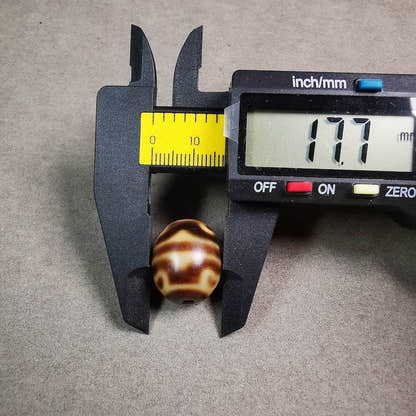 Lotus Dalo Dzi Bead - Tibetan dzi bead, view 6