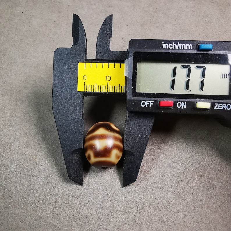 Lotus Dalo Dzi Bead - Tibetan dzi bead, view 6