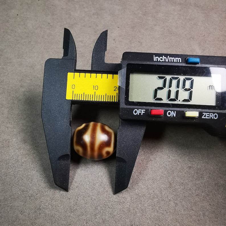 Lotus Dalo Dzi Bead - Tibetan dzi bead, view 5