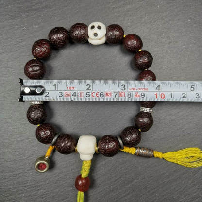 Handhold Wrist Mala, Old Bodhi Seed Beads Bracelet - Tibetan Buddhist mala beads, close-up detail