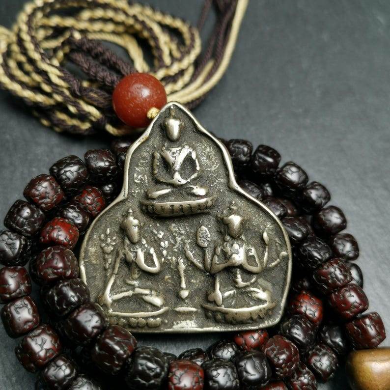 Statue Pendant,Protective Amulet - Tibetan Buddhist amulet, detailed view