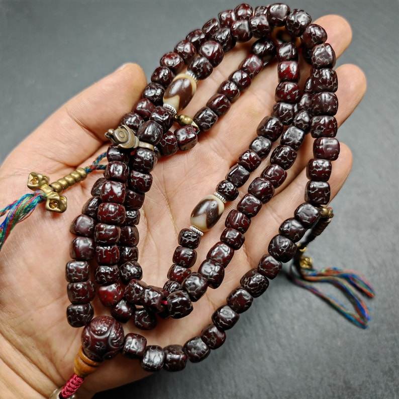 Mala Necklace,Old 8mm 108 Rudraksha Prayer Beads - Tibetan Buddhist mala beads, detailed view