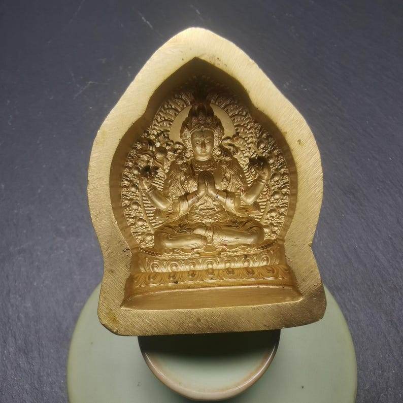 Chenrezig Tsa Tsa Mold,4.5cm Height - Tibetan tsa tsa mold, view 4
