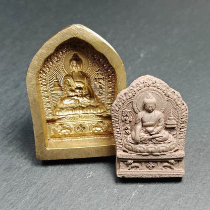 Shakyamuni Tsa Tsa Mold,5cm Height - Tibetan tsa tsa mold, front view