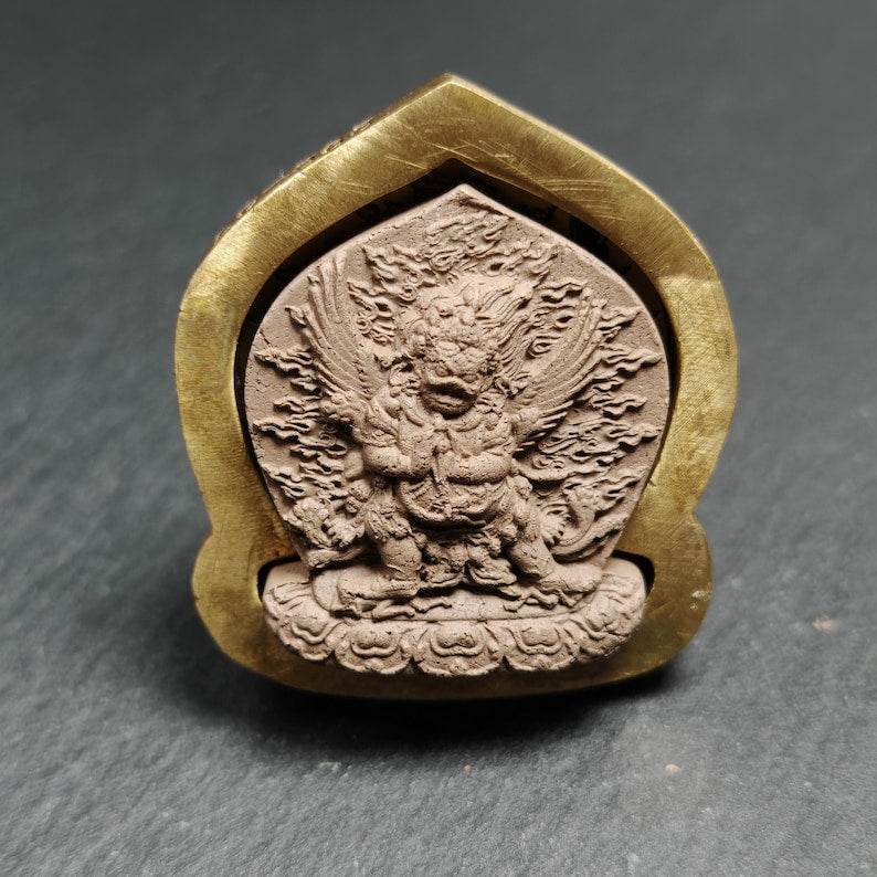 Vajrakilaya Tsa Tsa Mold,4.5cm Height - Tibetan tsa tsa mold, detailed view