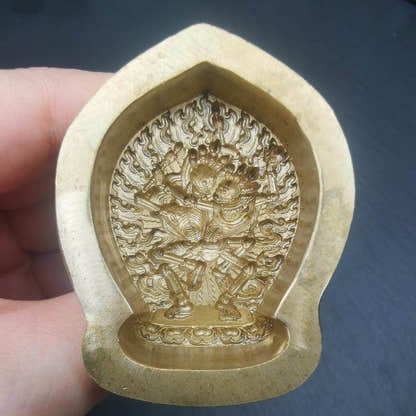 Citipati Tsa Tsa Mold,Shmashana Adhipati Mould,4.5cm Height - Tibetan tsa tsa mold, close-up detail