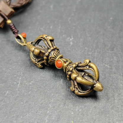 Vajra Dorje Amulet - 2.0 Inches - Tibetan Buddhist amulet, front view