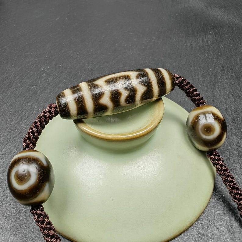 Tibetan Dzi Necklace - Garuda Dzi + 3 Eyes Dalo Dzi Amulet - Tibetan Buddhist bead necklace, view 5