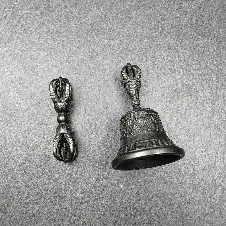 Vajra and Bell Set,Tibetan Tantric Buddhism Ritual Implement - Tibetan Buddhist vajra, close-up detail