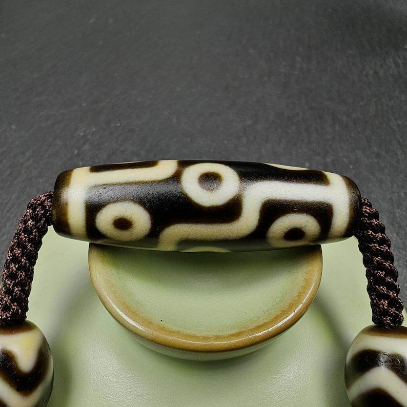 Tibetan Dzi Necklace,9 Eyes Dzi + 2 Wave Darlo Dzi Beads Amulet - Tibetan Buddhist bead necklace, size reference
