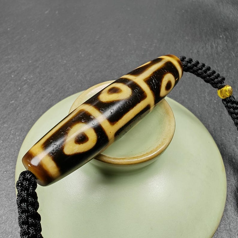 Tibetan 9 Eyes Bodhi Dzi Bead Necklace, 2.13" - Tibetan Buddhist bead necklace, view 4
