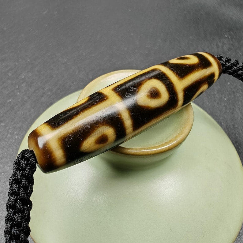 Tibetan 9 Eyes Bodhi Dzi Bead Necklace, 2.13" - Tibetan Buddhist bead necklace, view 5