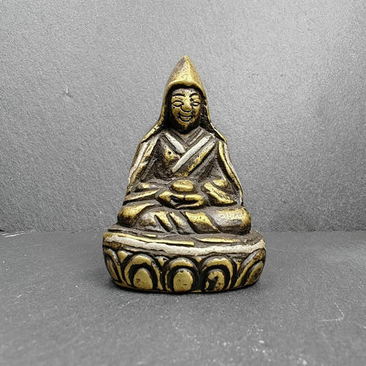Guru Rinpoche Statue - Tibetan Buddhist statue, front view