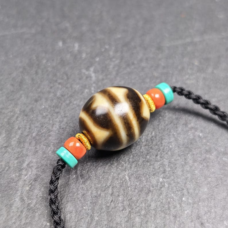 Tiger Tooth Dzi Bead Collarbone Pendant Necklace - Tibetan Buddhist bead necklace, view 7