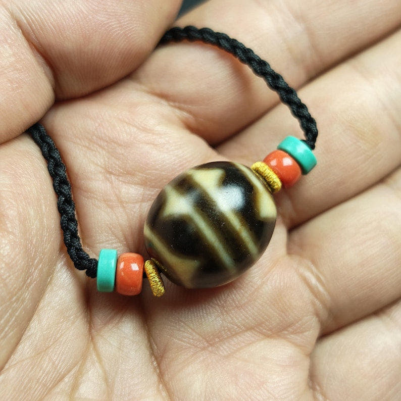 Tiger Tooth Dzi Bead Collarbone Pendant Necklace - Tibetan Buddhist bead necklace, view 13