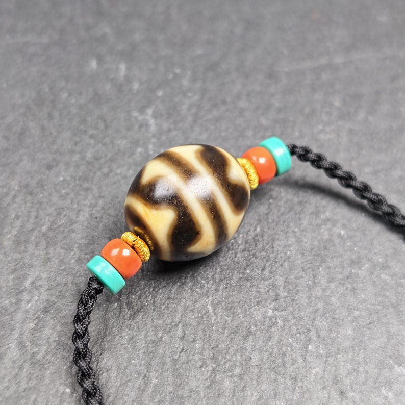Tiger Tooth Dzi Bead Collarbone Pendant Necklace - Tibetan Buddhist bead necklace, view 4