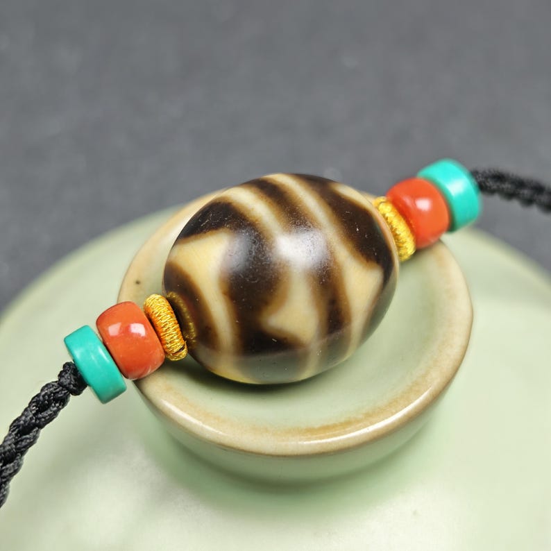 Tiger Tooth Dzi Bead Collarbone Pendant Necklace - Tibetan Buddhist bead necklace, view 9