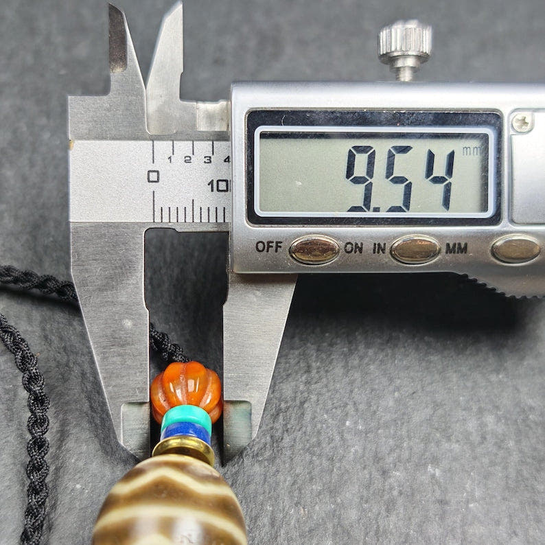 Dzi Bead Necklace - Wave Totem Dalo Dzi Clavicle Chain 20*18mm - Tibetan Buddhist bead necklace, size reference
