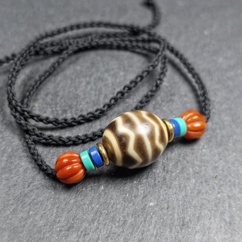 Dzi Bead Necklace - Wave Totem Dalo Dzi Clavicle Chain 20*18mm - Tibetan Buddhist bead necklace, detailed view