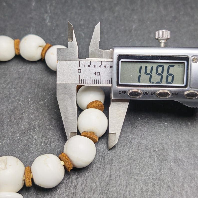 Tibetan Conch Shell Wrist Mala - Tibetan Buddhist mala beads, view 9
