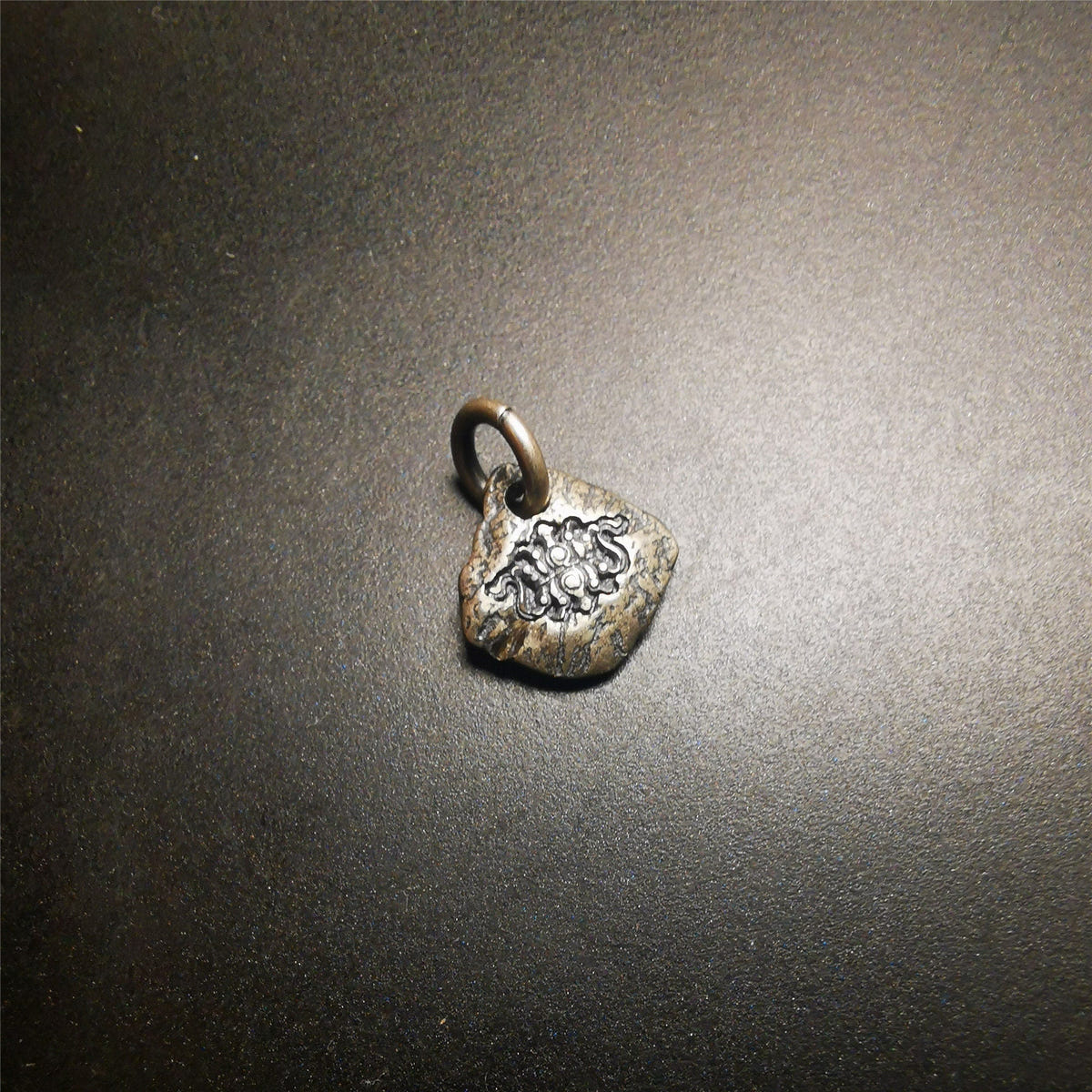 Amulet,Pendant for Prayer Bead Counter 0.43" - Tibetan Buddhist amulet, view 5