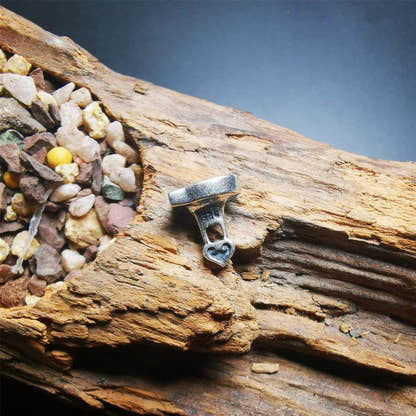 Mini Vajrayogini Tsa Tsa Mold,Mala Pendant - Tibetan Buddhist mala beads, close-up detail