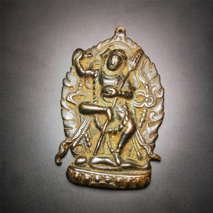 Statue,Troma Nagmo,krodikali - Tibetan Buddhist statue, close-up detail