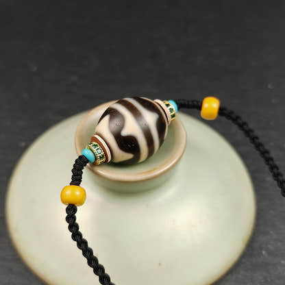 Tiger Tooth Dzi Bead Collarbone Pendant Necklace | Round Dalo Dzi