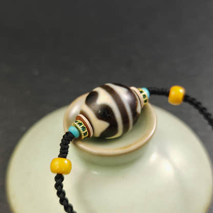 Tiger Tooth Dzi Bead Collarbone Pendant Necklace | Round Dalo Dzi