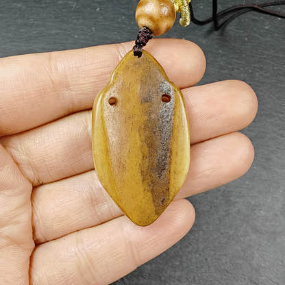 Authentic Handcarved Shakyamuni Pendant - Old Tibetan Amulet