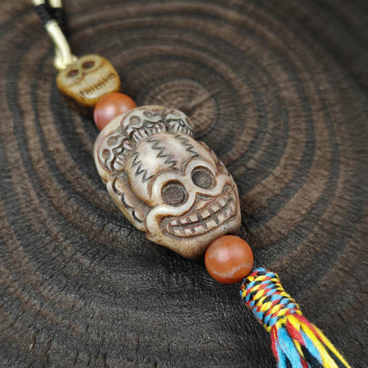 Citipati Skull Protective Charm,Vintage Tibetan Amulet,Made of Deer Antlers and Kapala