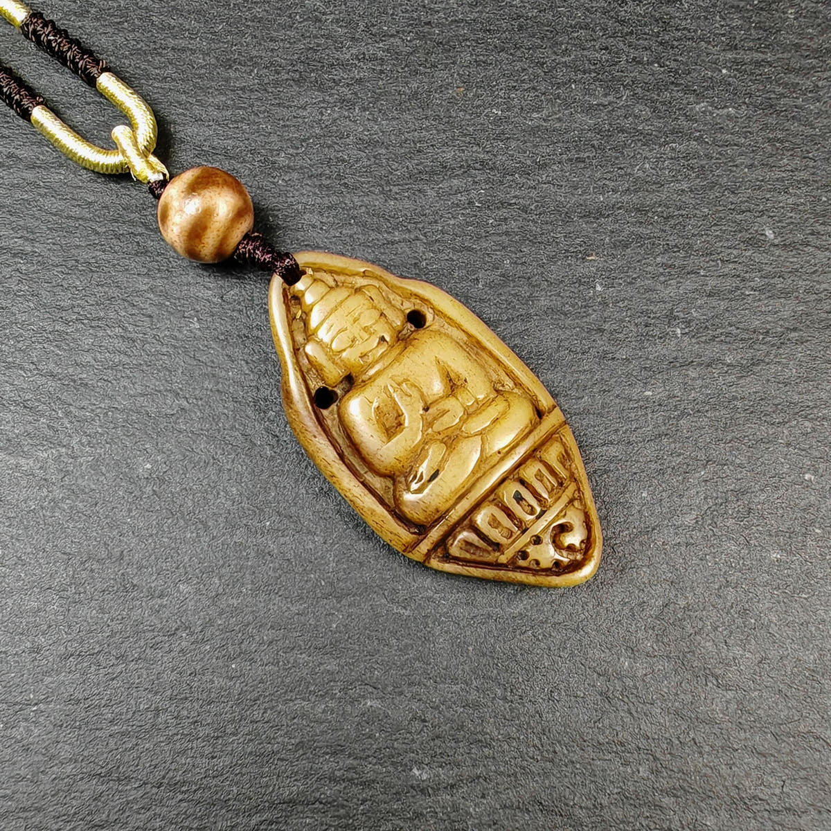 Authentic Handcarved Shakyamuni Pendant - Old Tibetan Amulet
