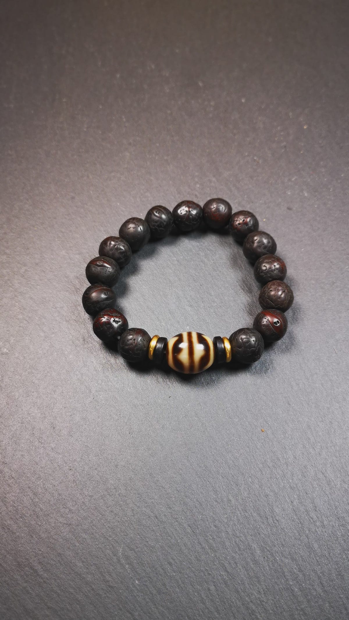 Unique Tibetan Tiger Tooth Dalo Dzi Bead Old Bodhi Beads Bracelet 