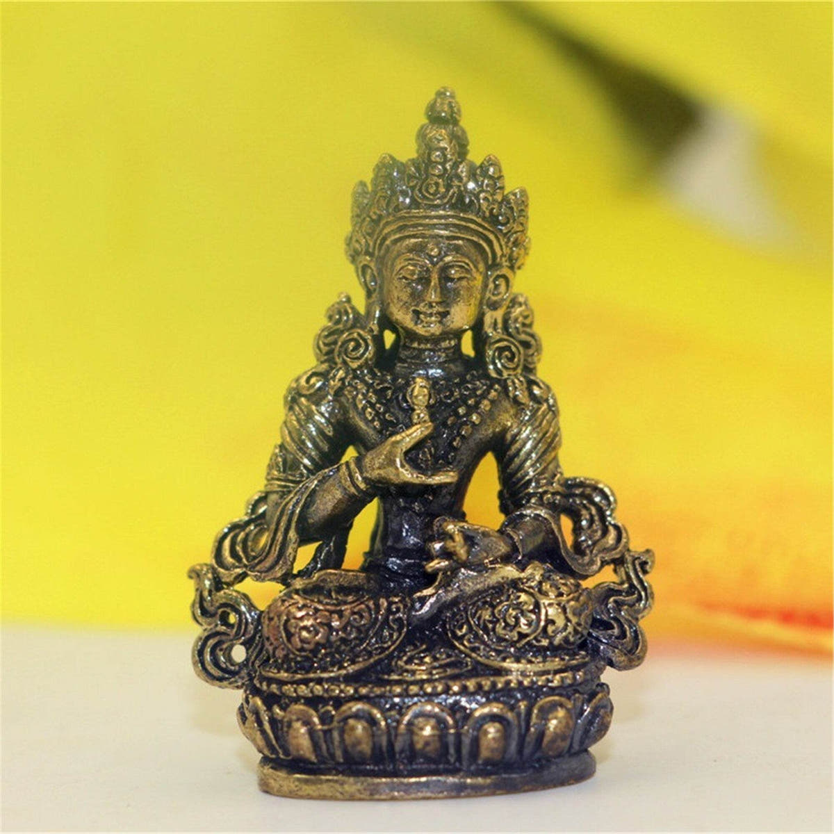 Vajrasattva-Buddha of Wrath - Tibetan Buddhist vajra, front view