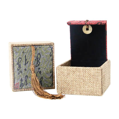 Tiger Tooth Tasso Dzi Bead - Tibetan dzi bead, size reference