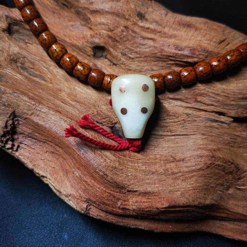 Gandhanra Tibetan Yak Bone + Sandalwood Guru Bead,T-drilled 3-Hole Bead,Mala Bea - Tibetan Buddhist mala beads, detailed view